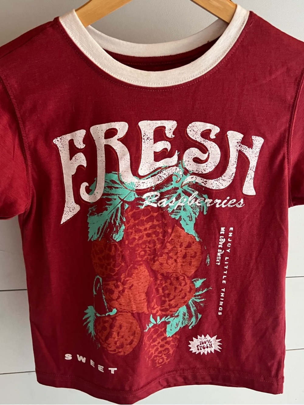 Happy Colors Women’s Fresh Raspberries Short-Sleeve Graphic Tee - Red Size XS